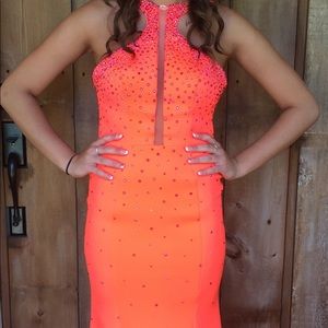 jonathan kayne prom dress